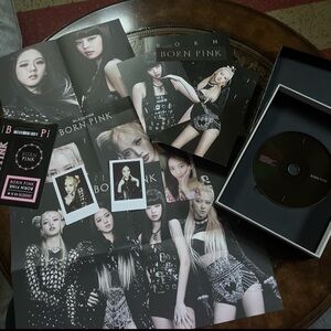 Black pink born pink album